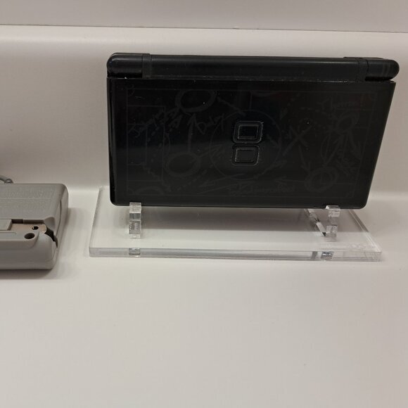 Authentic Nintendo DS Lite Console With Charger Winning Eleven Limited Edition J - Picture 1 of 8